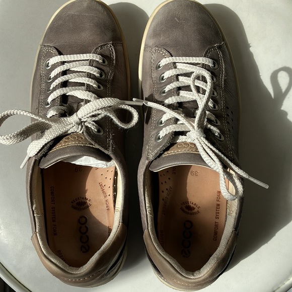 Ecco Leather Sneakers women’s size 39 - Picture 4 of 7